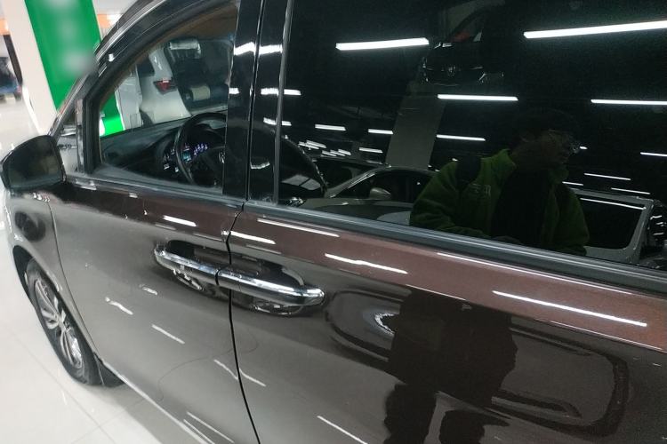 Used Buick GL8 2018 ES 28T Flagship Model China VI Standard
