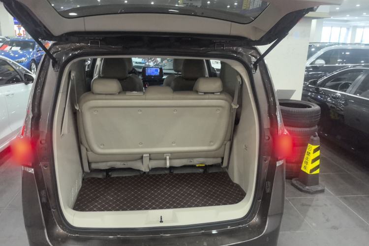 Used Buick GL8 2021 Land Cruiser Executive Class 652T Comfort Model
