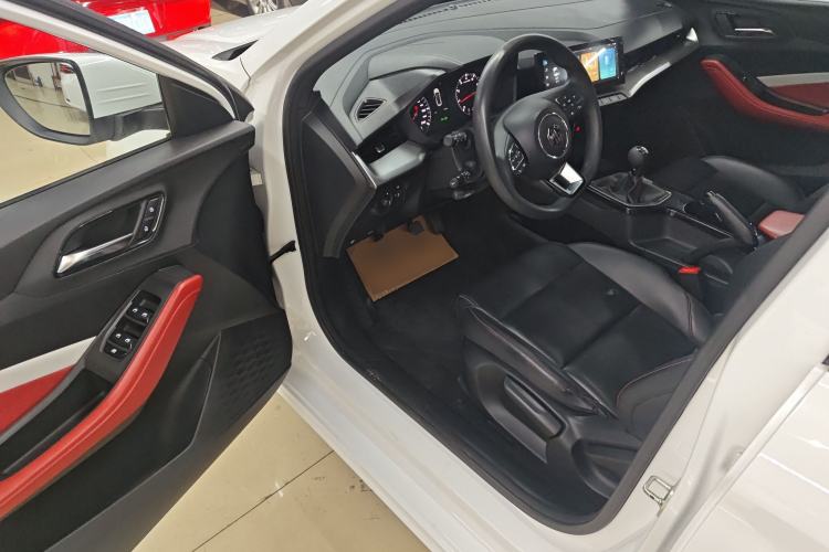 Used MG 5 2021 180 DVVT Manual Youth Luxury Edition