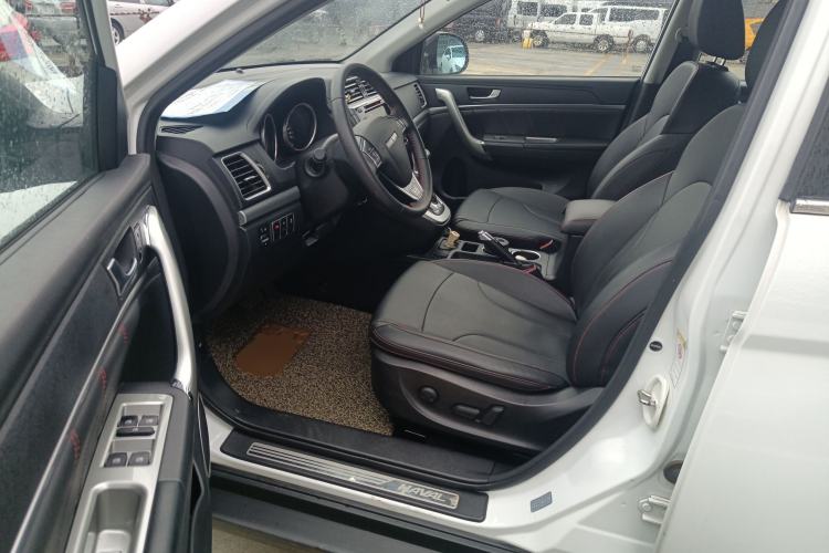 Used Haval H6 2017 Red-Label Sport Edition 1.5T Automatic Two-Wheel Drive Luxury Model
