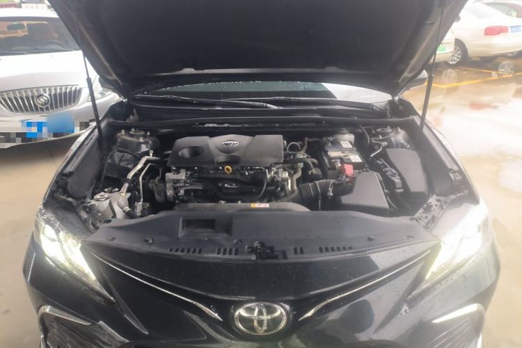 Used Toyota Camry 2021 2.0G Luxury Edition
