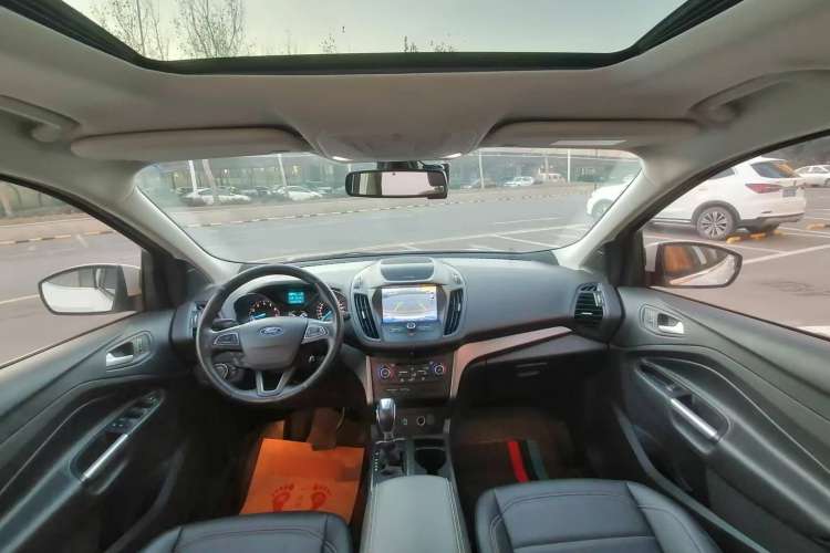 Used Ford Kuga 2019 EcoBoost 180 Two-Wheel-Drive Platinum Edition China VI Standard
