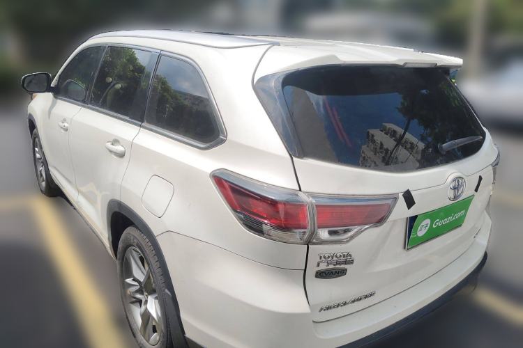 Used Toyota Highlander 2015 2.0T Two-Wheel Drive Luxury Edition 7 Seats
