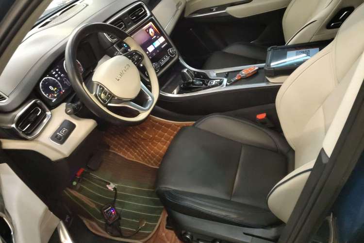 Used Lynk & Co 01 2019 2.0T Two-Wheel Drive Zhaopu Version China VI Standard