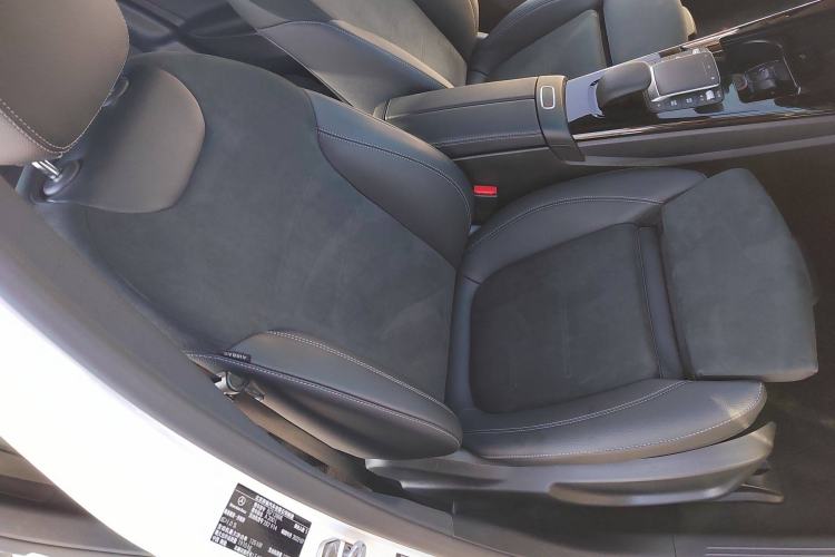 Used Mercedes-Benz A-Class 2022 A 200 L Sport Sedan Fashion Model
