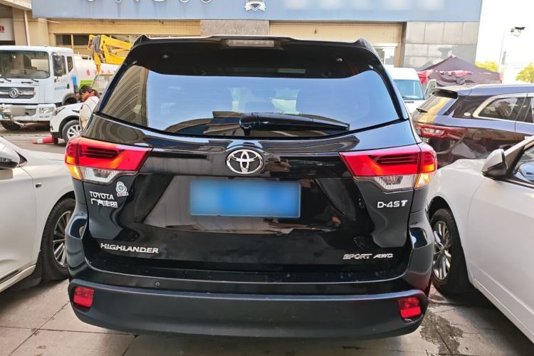 Used Toyota Highlander 2018 2.0T Four-Wheel Drive Prestige Version 7 Seats China V Emission Standard

