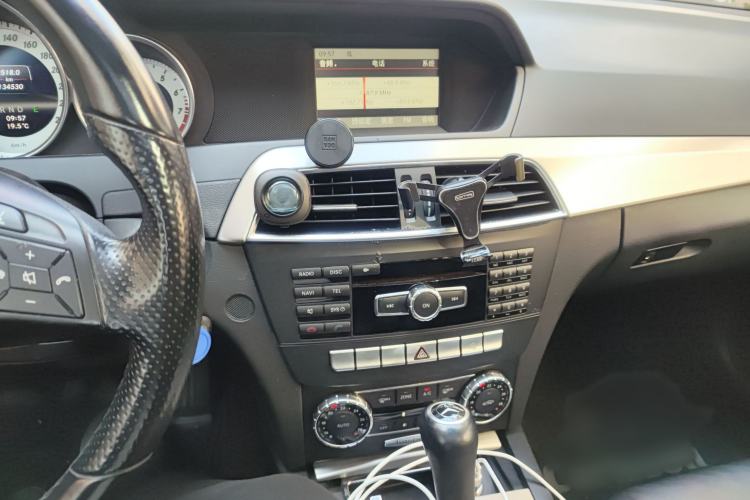 Used Mercedes-Benz C-Class (Import) 2011 C 200 Fashion Travel Edition
