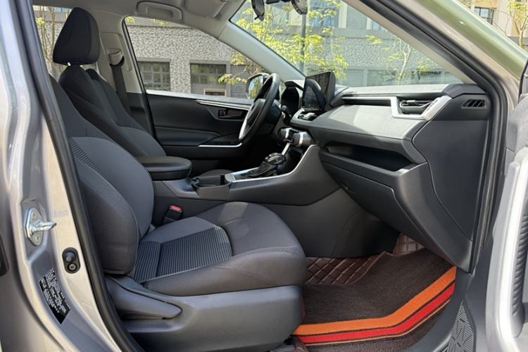 Used Toyota Wildlander 2023 2.0L CVT Two-Wheel Drive Leading Edition
