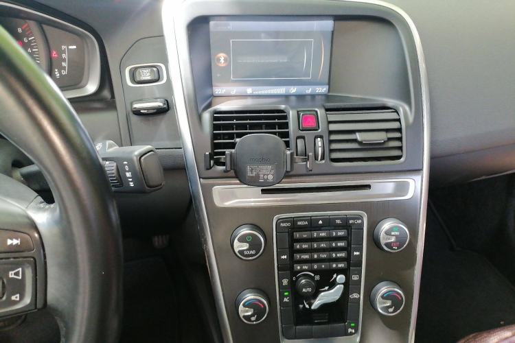 Used Volvo XC60 2014 T5 Zhiyi Edition
