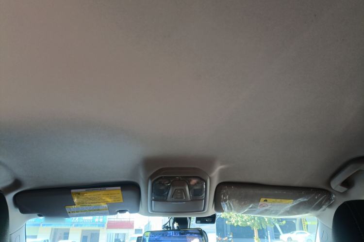 Used SAIC MAXUS T70 2021 2.0T Diesel Automatic 4x4 Elite Version with Long Bed and High Ground Clearance
