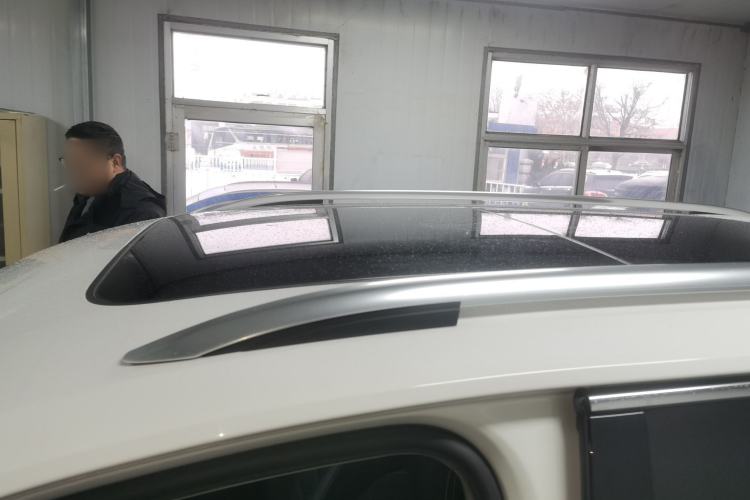 Used Volkswagen Tiguan L 2019 330TSI Automatic Two-Wheel Drive Smart Luxury Version China VI Standard
