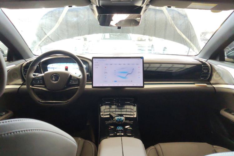 Used BYD Han 2024 DM-i Glory Edition 121KM Prestige Model
