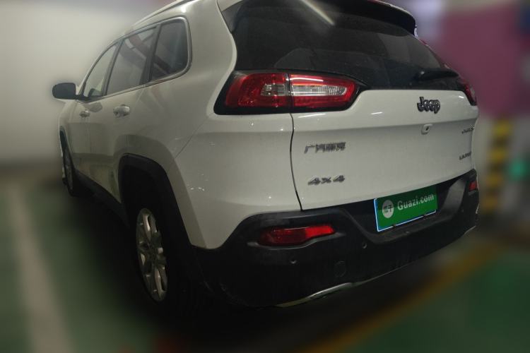 Used  Cherokee 2017 2.0L Superior Edition
