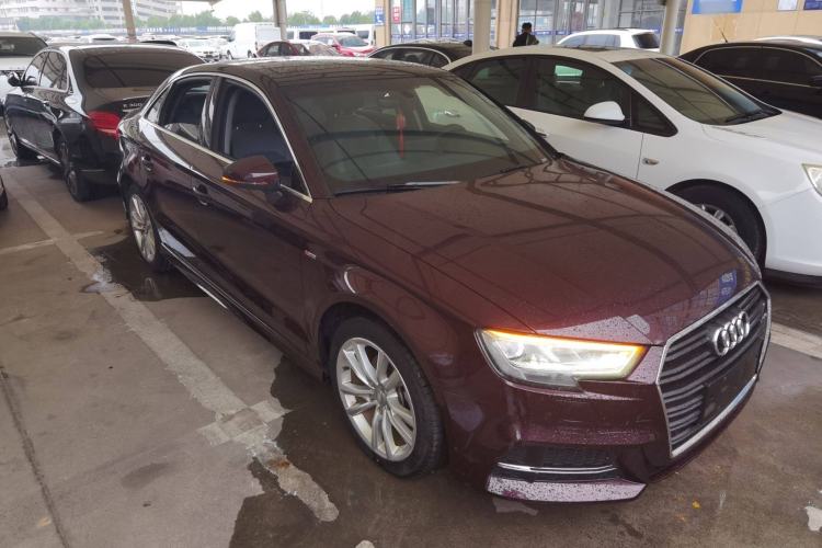 Used Audi A3 2019 Limousine 35 TFSI Fashion Edition China VI Emission Standard
