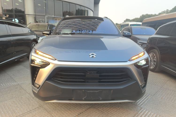 Used Nio ES8 2020 415 km Signature Edition 6-Seater Version
