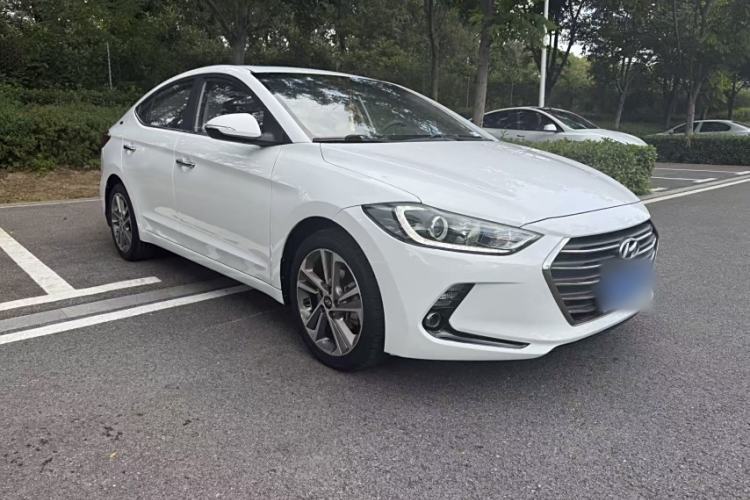 Used Hyundai Elantra 2016 1.6L Automatic ZhiXuan – Elite Version
