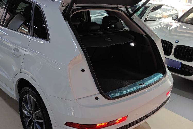 Used Audi Q3 2017 30 TFSI Fashion Model
