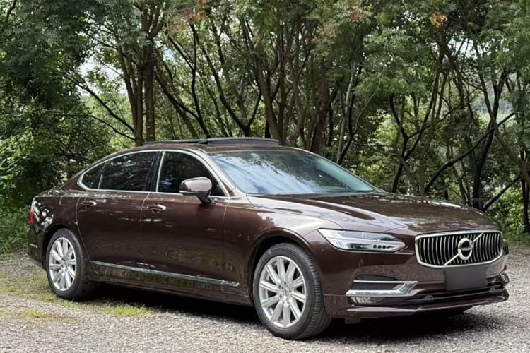 Used Volvo S90 2020 T5 Zhiyi Luxury Edition
