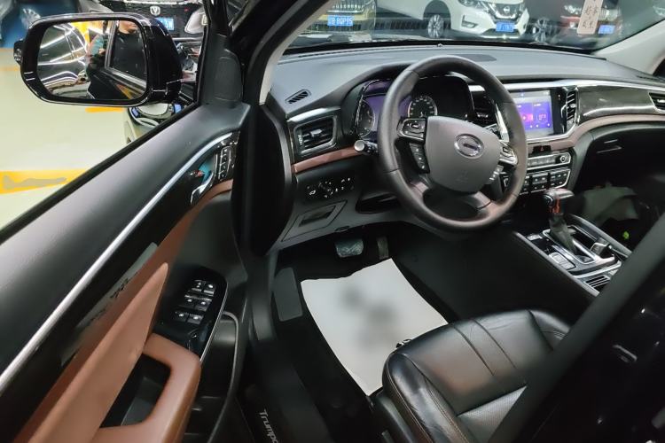 Used GAC Trumpchi GS8 2017 320T Two-Wheel Drive Luxury Smart Connectivity Version (7 Seats)
