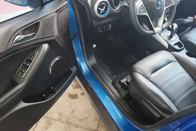 Used BYD Yuan New Energy 2018 EV360 Smart Connected Cool Model