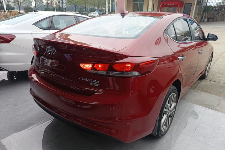 Used Hyundai Elantra 2016 1.6L Automatic ZhiXuan – Elite Version
