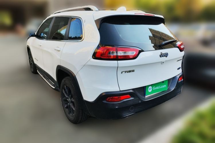 Used  Cherokee 2016 2.0L Superior Edition
