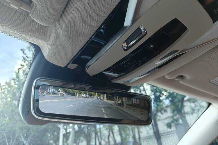 Used Hongqi H9 2020 2.0T Smart Connect Flagship Edition
