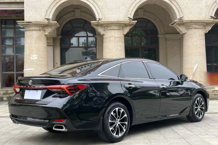 Used Toyota Avalon 2023 2.5L Luxury Edition
