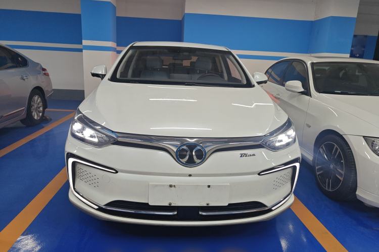 Used BAIC Beijing EU5 2018 R550 Smart Trend Edition
