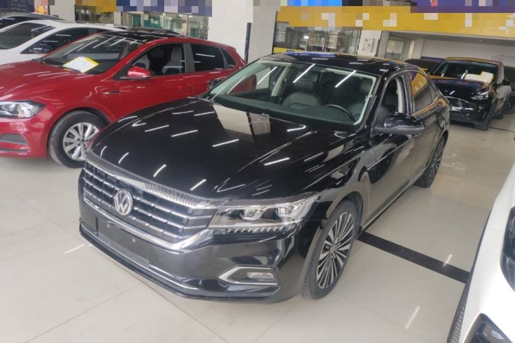 Used Volkswagen Passat 2019 330TSI Luxury Edition China VI Standard