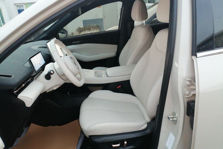 Used Baojun Yunhai 2024 600km Pure Electric Version
