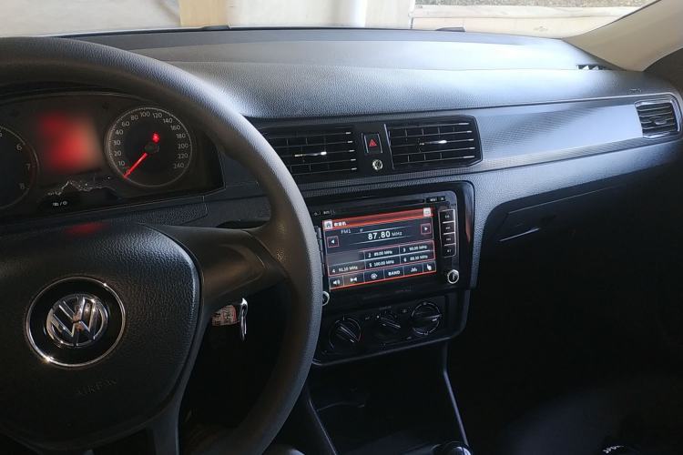 Used Volkswagen Santana 2016 1.4L Manual Fashion Edition
