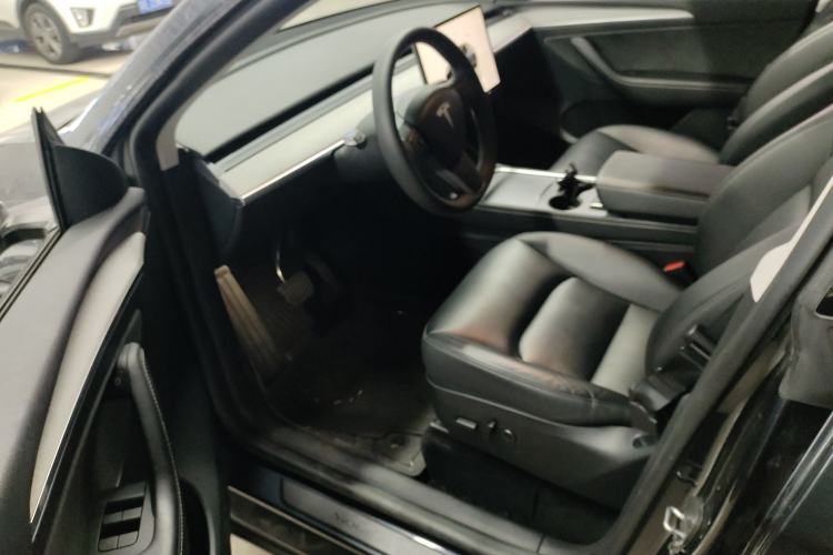 Used Tesla Model Y 2024 Rear-Wheel-Drive Version
