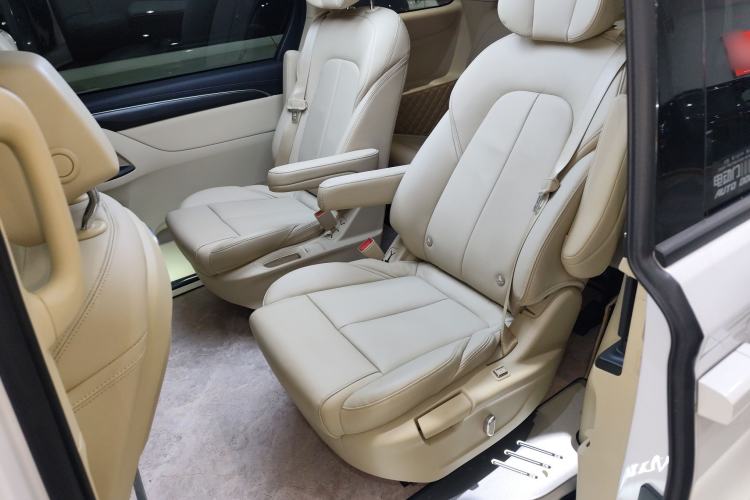 Used Buick GL8 2023 ES Lu Zun Deluxe Model