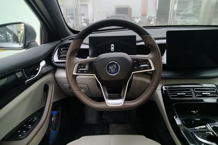 Used BYD Qin PLUS 2023 Champion Edition DM-i 55KM Leading Model
