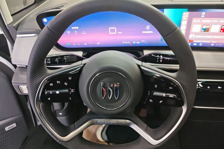 Used Buick GL8 2025 Lu Zun Deluxe Edition