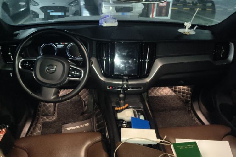Used Volvo XC60 2021 T5 4x4 Smart Luxury Edition
