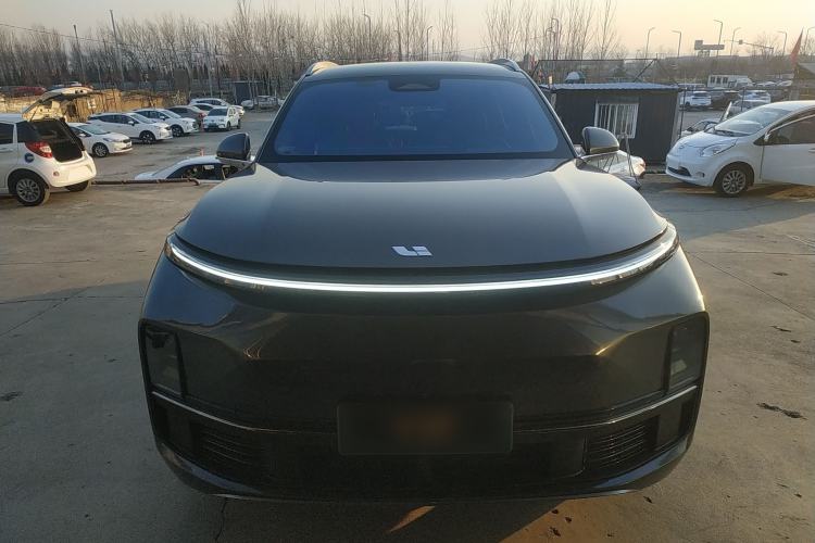 Used Li Auto L8 2023 Pro Model
