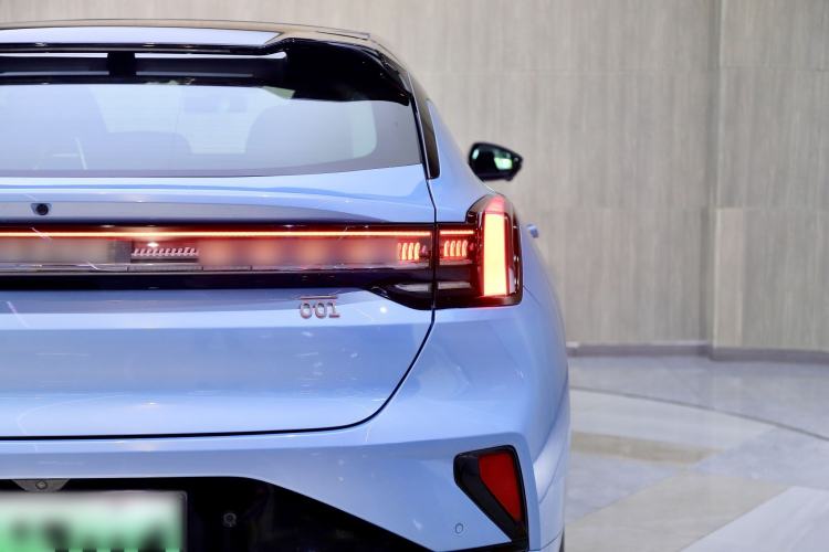 Used Zeekr 001 2025 WE Edition 100 kWh Rear-Wheel Drive