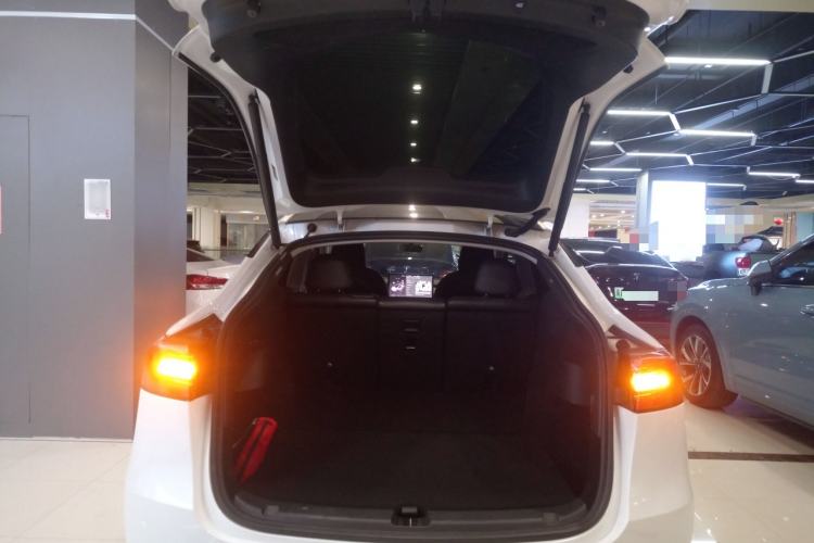 Used Tesla Model Y 2022 Rear-Wheel-Drive Version
