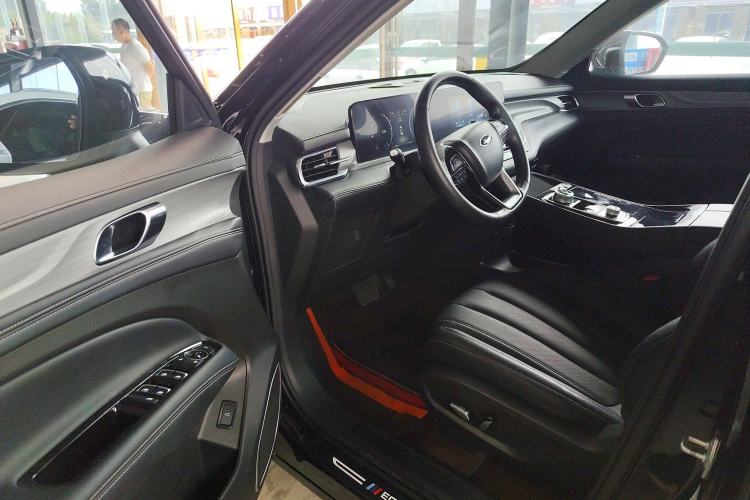 Used Ford Equator 2023 EcoBoost 225 Platinum Edition 7-Seater (2/2/3)
