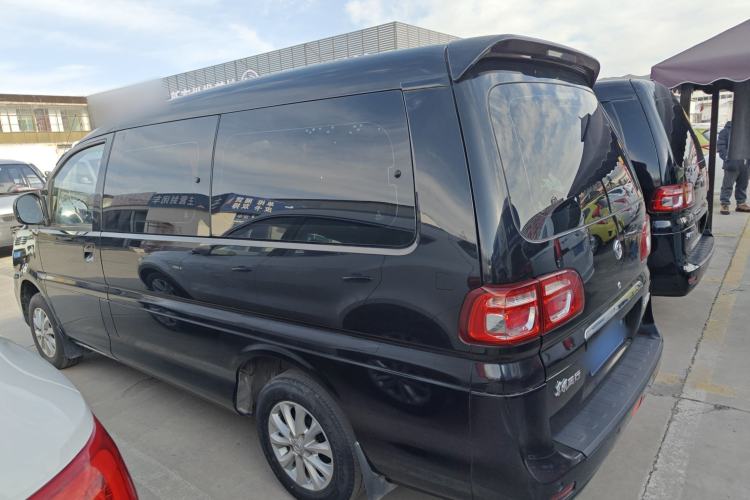 Used FORTHING Lingzhi 2019 M5L 1.6L 7-Seater Luxury Model China VI Standard