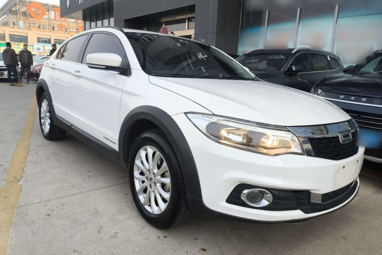 Used Qoros 3 2016 Urban SUV 1.6T Automatic Zhiyue Model
