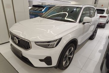 Used Volvo XC40 2024 B4 4x4 Smart Luxury Edition