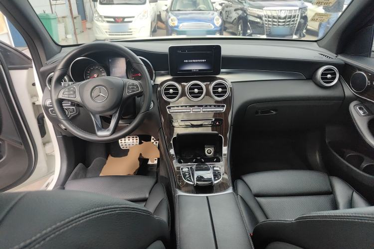 Used Mercedes-Benz GLC 2016 GLC 260 4MATIC Dynamic Edition
