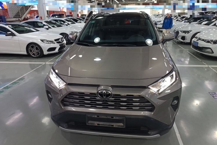 Used Toyota RAV4 2021 2.0L CVT Four-Wheel Drive Premium Edition