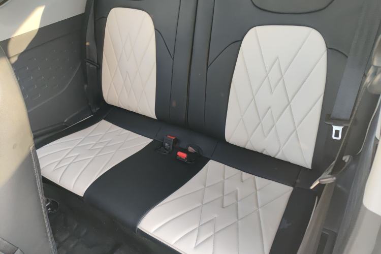 Used Chery QQ Ice Cream 2024 Youth Edition 205km Milkshake
