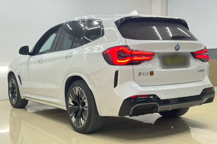 Used BMW iX3 2023 Leading Type
