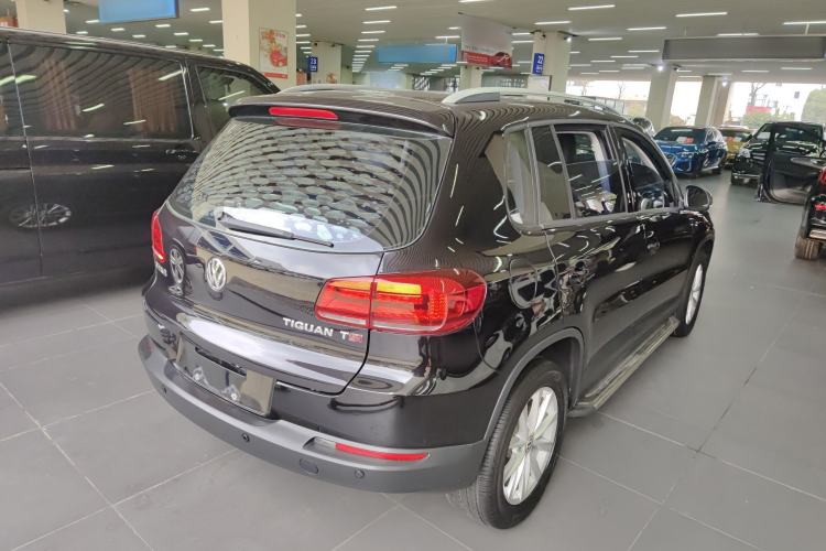 Used Volkswagen Tiguan 2015 1.8TSI Manual Two-Wheel-Drive Limited Edition
