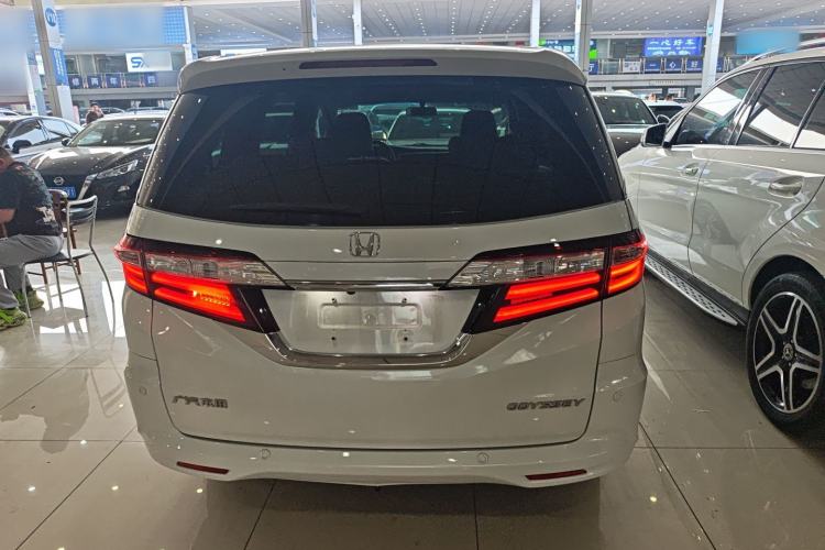 Used Honda Odyssey 2018 2.4L Luxury Edition